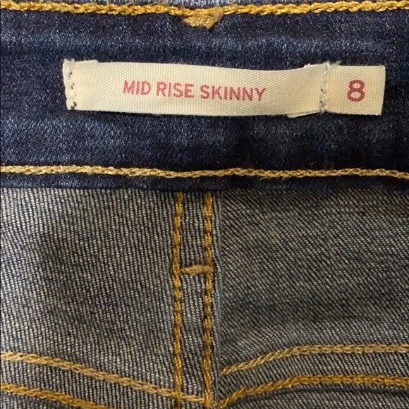 Levi’s Mid Rise Skinny - Picture 3 of 4